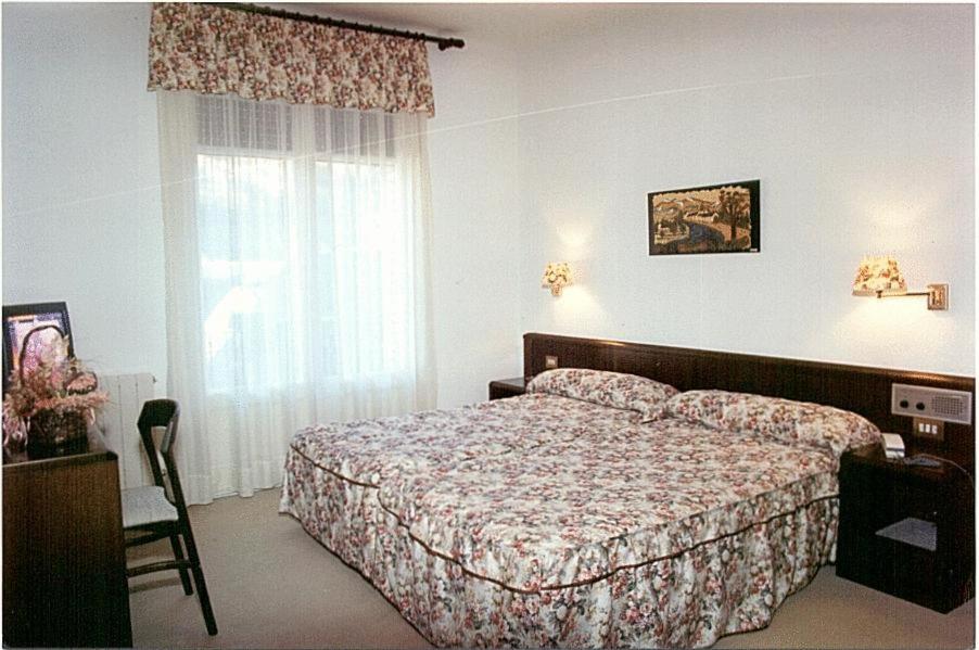 Hosteria Catalana Bossòst Kültér fotó